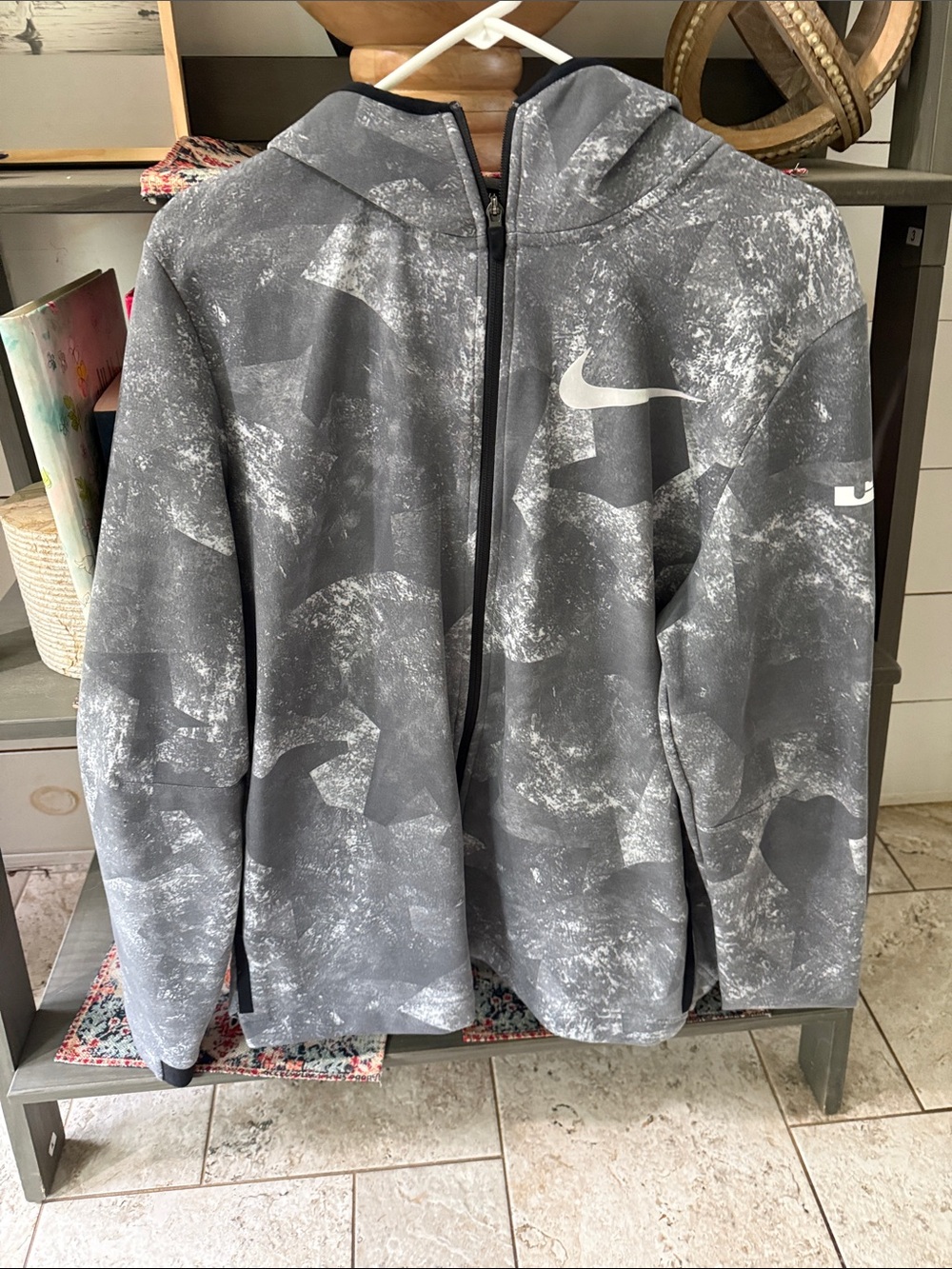 Nike Gray and White Camouflage Zip-Up Hoodie - Picture 2 of 5